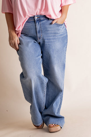 Zara High Rise Retro Wide Leg Jeans - CURVY *Final Sale*