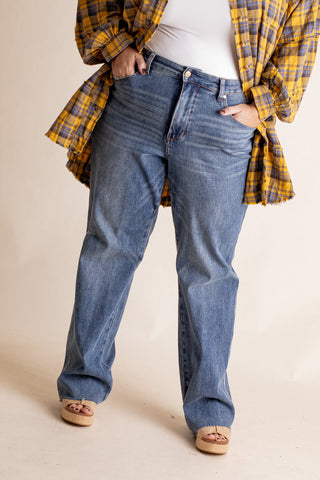 Vera High Rise Tummy Control Straight Leg Jeans - CURVY *Final Sale*