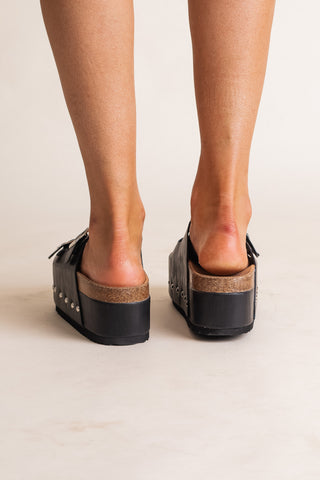 Wannabe Platform Sandals *Final Sale*