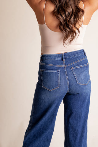 Alaiya Super High Rise Skater Jeans *Final Sale*