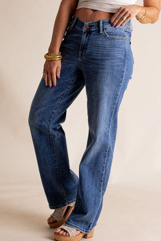 Baylor High Rise Straight Leg Jeans *Final Sale*
