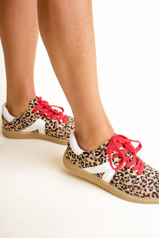 Veneus Sneakers