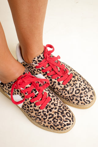 Veneus Sneakers