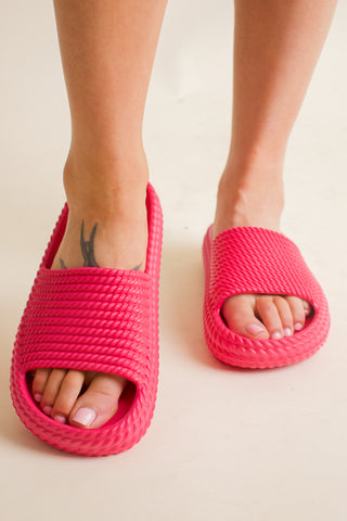 Luvly Pillow Slides *Final Sale*