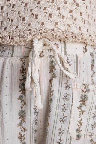 Meadowlace Gauze Joggers - Ivory Floral