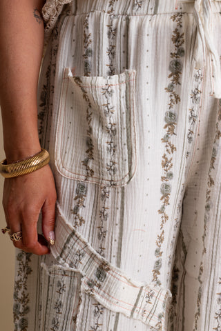 Meadowlace Gauze Joggers - Ivory Floral