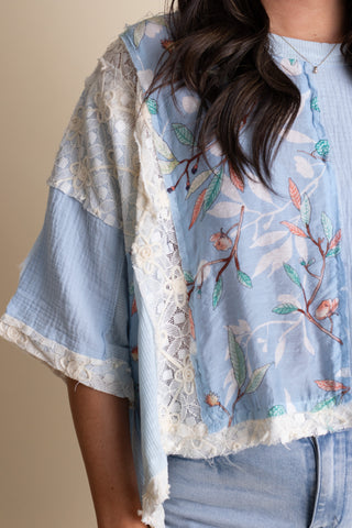 Feeling Free Floral Top - Light Blue