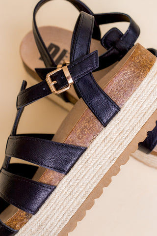 Paramoore Platform Sandals