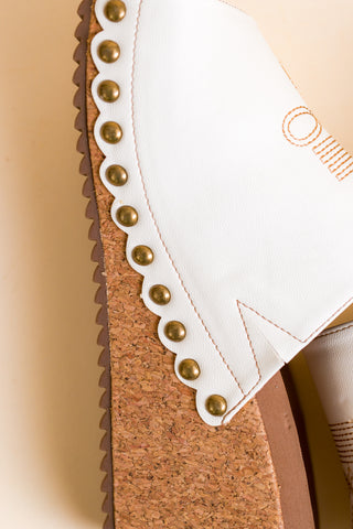 Saddle Up Wedges