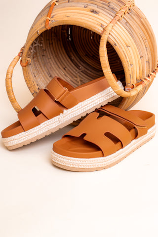 Izzy Sandals