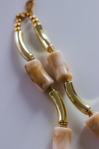 Worth Remembering Chunky Statement Necklace - White