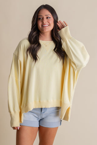 Golden Hour Oversized Sweatshirt - Light Yellow