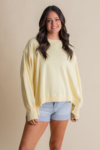 Golden Hour Oversized Sweatshirt - Light Yellow