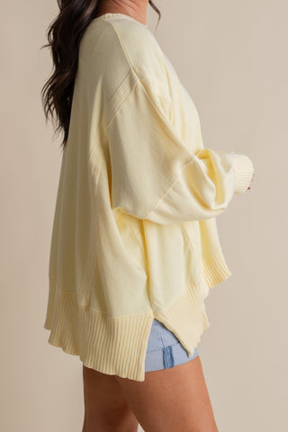 Golden Hour Oversized Sweatshirt - Light Yellow